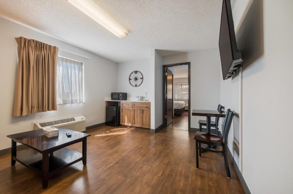 King Suite interior